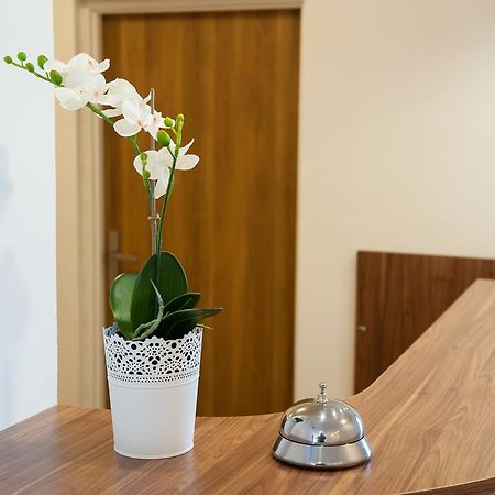 Patra Acomodação com café da manhã Varsóvia Exterior foto